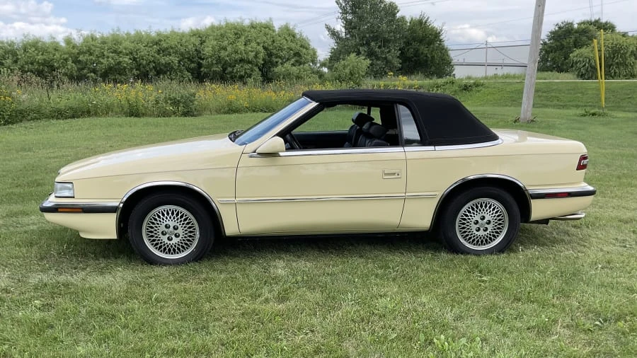 1990 Chrysler TC by Maserati - Image 5 of 15