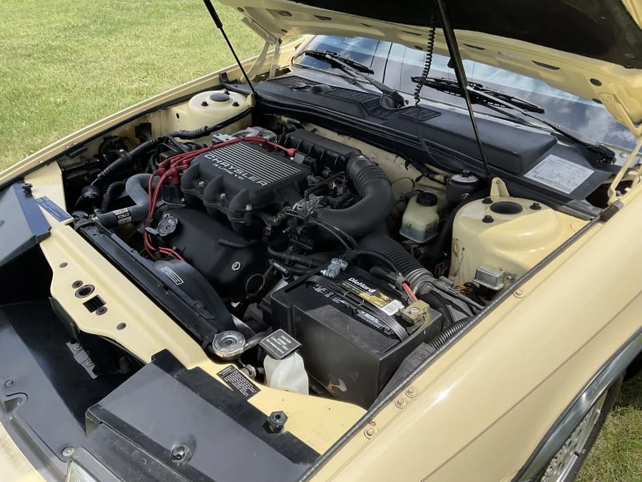 1990 Chrysler TC by Maserati - Image 12 of 12