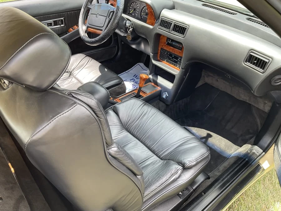 1990 Chrysler TC by Maserati - Image 11 of 15