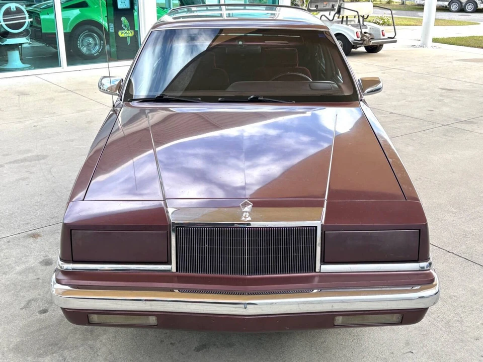 1990 Chrysler New Yorker - Image 3 of 12