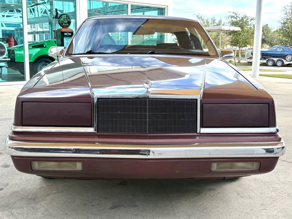 1990 Chrysler New Yorker - Image 2 of 12