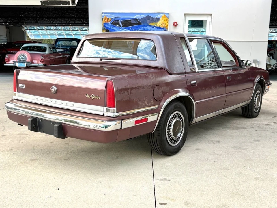 1990 Chrysler New Yorker - Image 6 of 12
