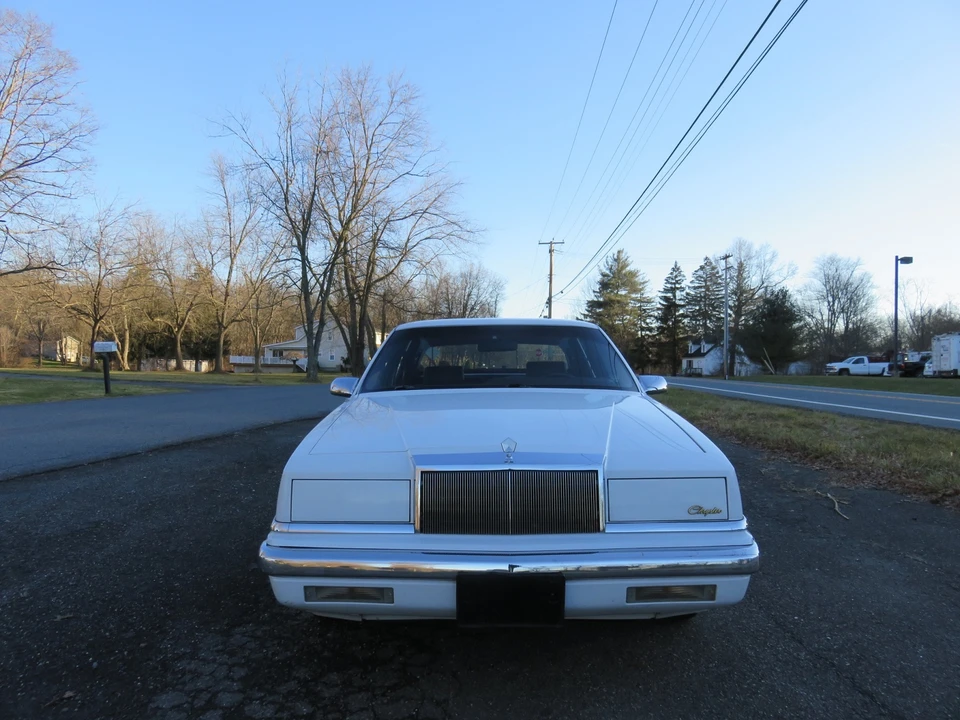 1990 Chrysler New Yorker - Image 12 of 31