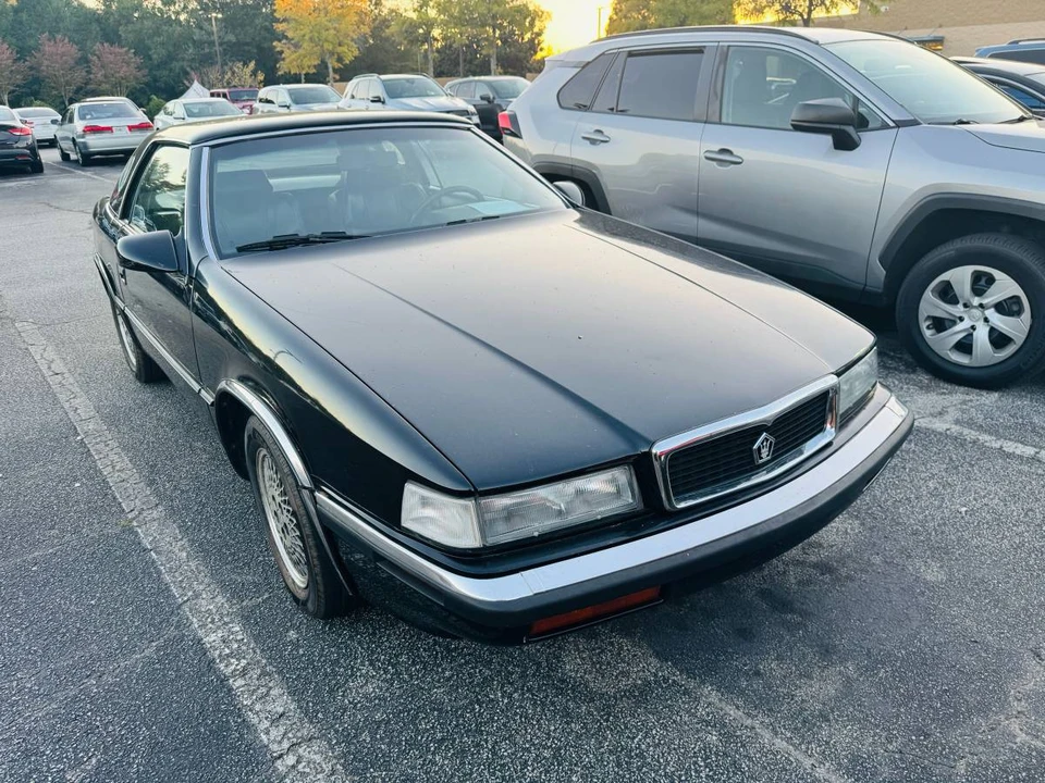 1990 Chrysler TC by Maserati - Image 7 of 8