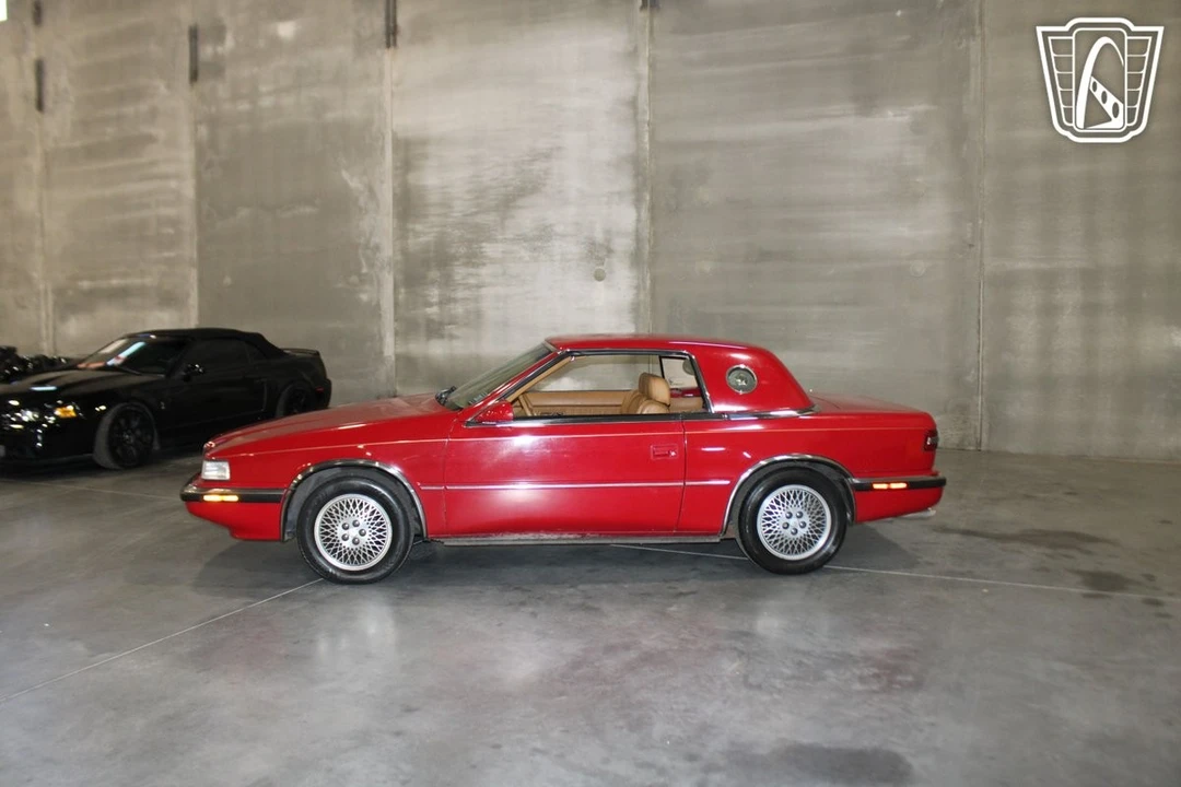 1990 Chrysler TC by Maserati - Image 4 of 12