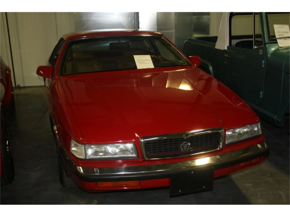 1990 Chrysler TC by Maserati - Image 4 of 7
