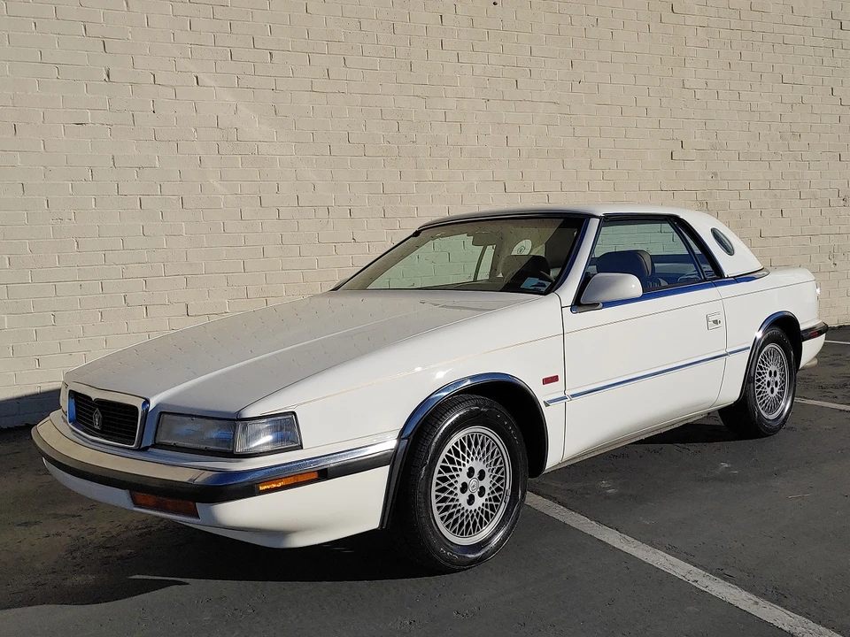 1990 Chrysler TC by Maserati - Image 2 of 31