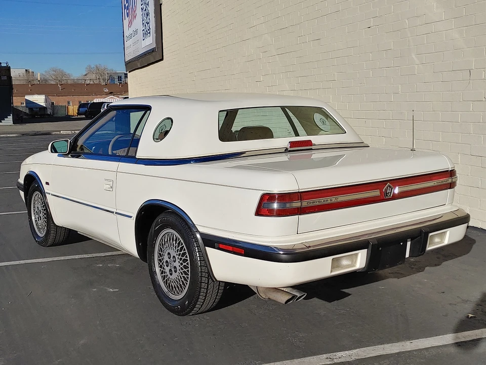 1990 Chrysler TC by Maserati - Image 7 of 31