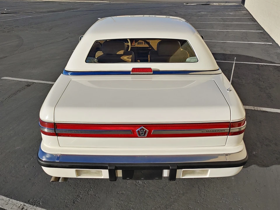 1990 Chrysler TC by Maserati - Image 11 of 31