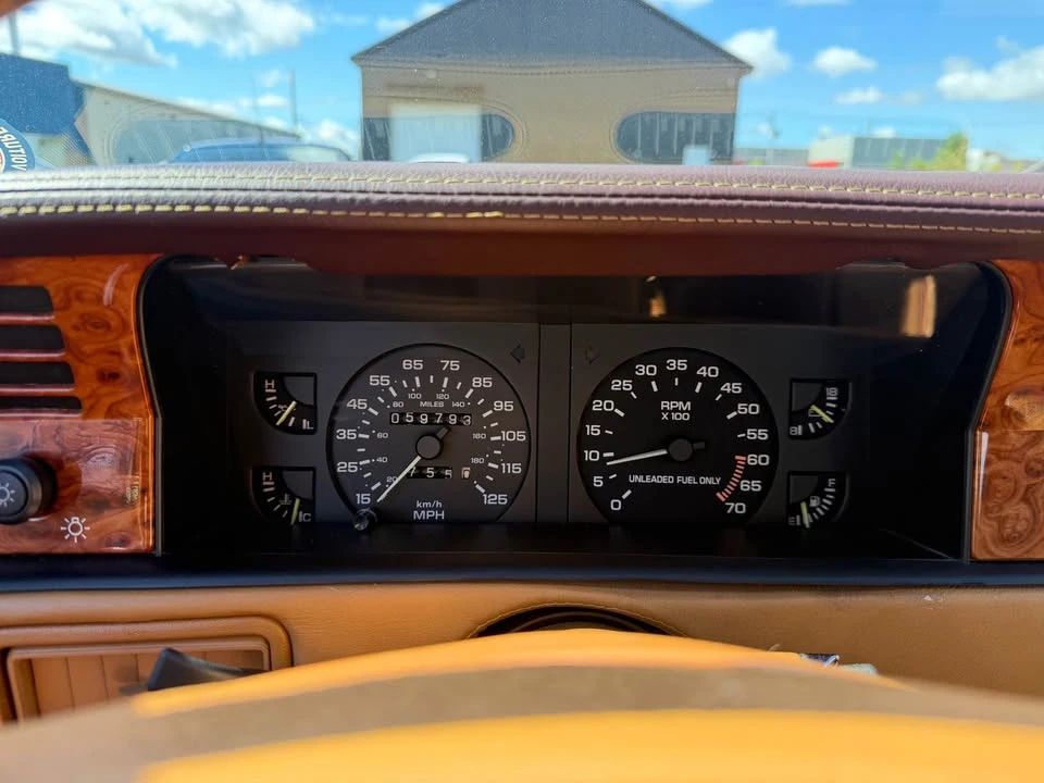 1990 Chrysler TC by Maserati - Image 15 of 18