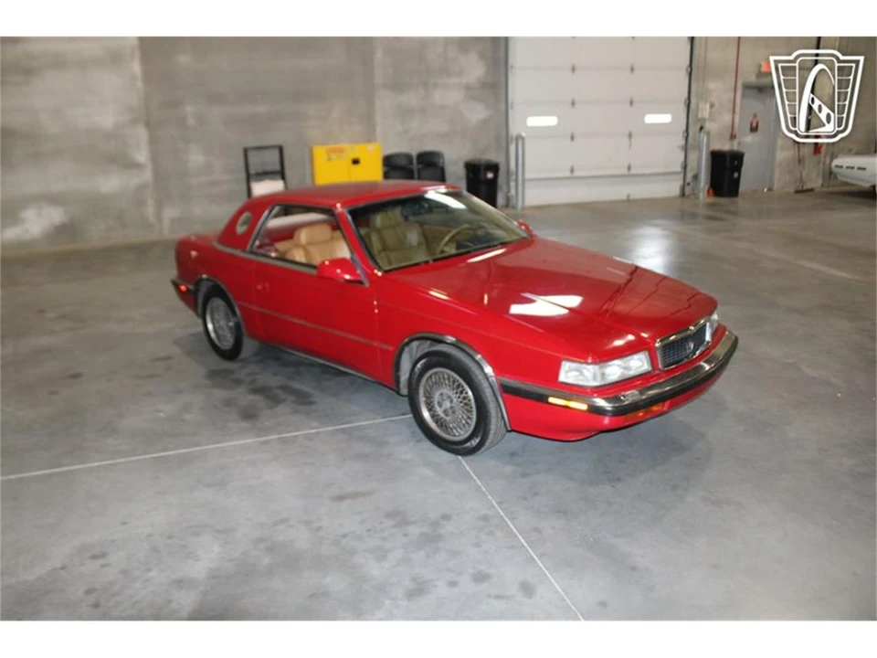 1990 Chrysler TC by Maserati - Image 16 of 31