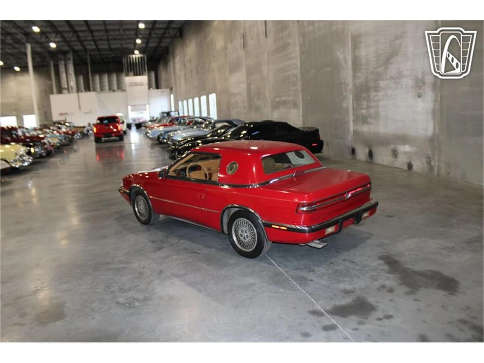 1990 Chrysler TC by Maserati - Image 12 of 31
