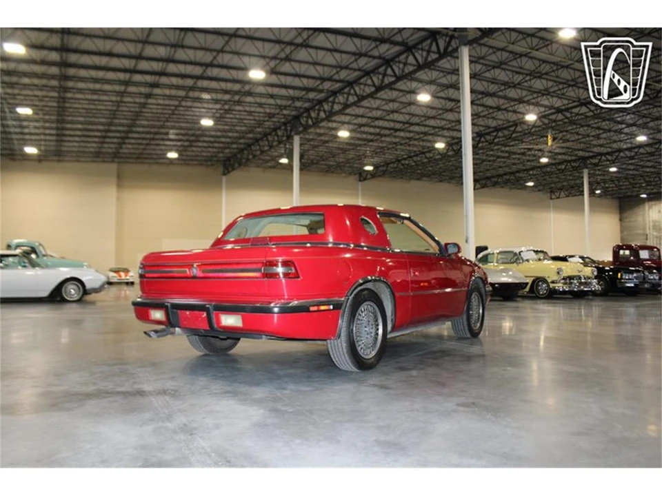 1990 Chrysler TC by Maserati - Image 22 of 31