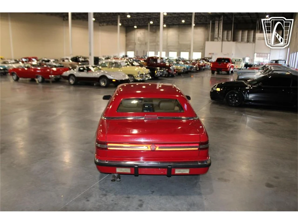 1990 Chrysler TC by Maserati - Image 13 of 31