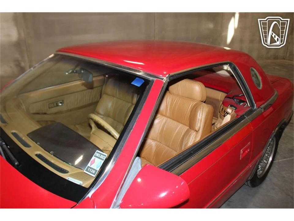 1990 Chrysler TC by Maserati - Image 28 of 31