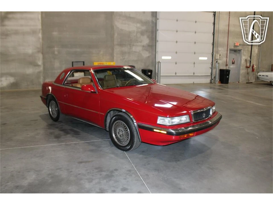 1990 Chrysler TC by Maserati - Image 8 of 31