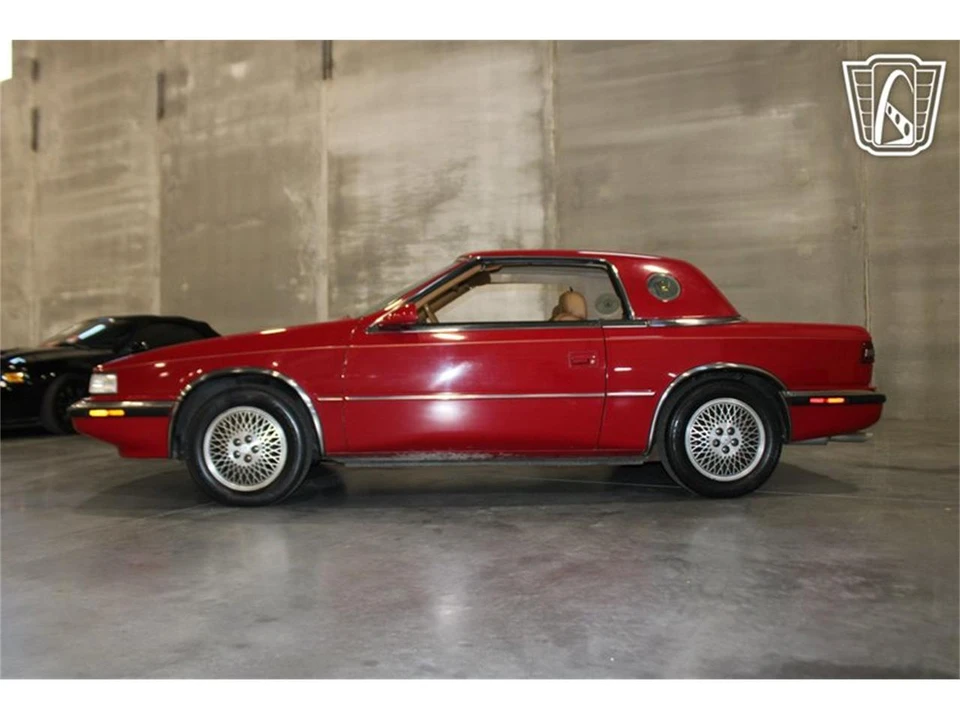 1990 Chrysler TC by Maserati - Image 19 of 31