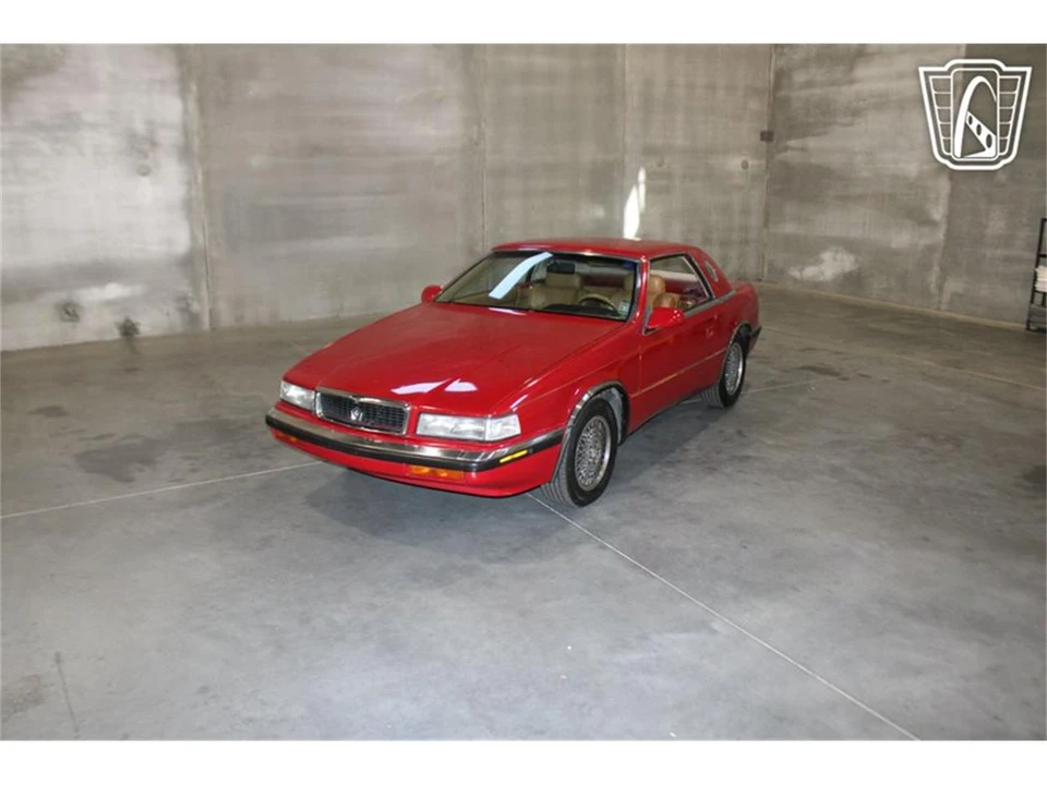 1990 Chrysler TC by Maserati - Image 10 of 31