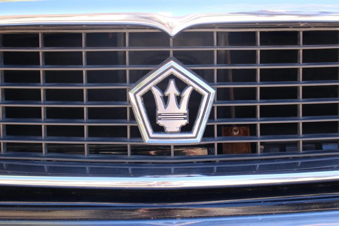 1990 Chrysler TC by Maserati - Image 24 of 31
