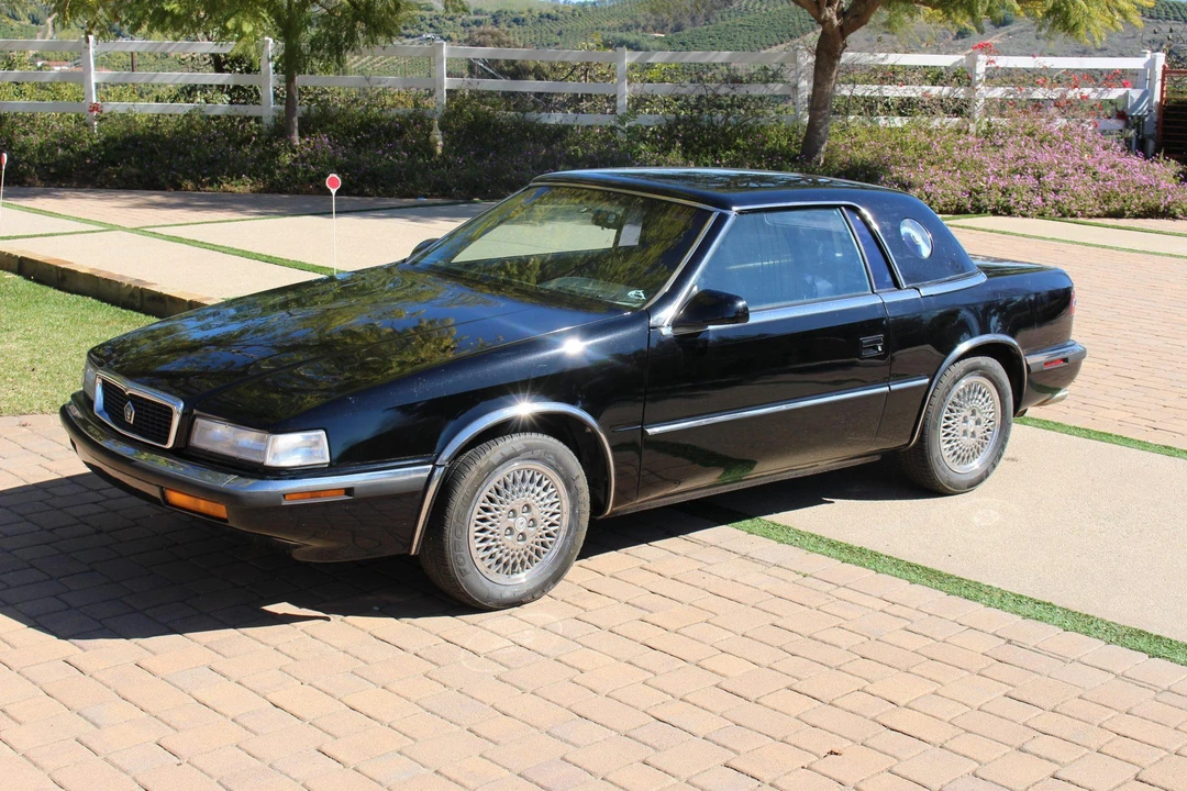 1990 Chrysler TC by Maserati - Image 5 of 31