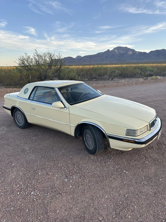1990 Chrysler TC by Maserati - Image 7 of 31