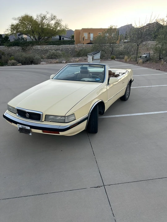 1990 Chrysler TC by Maserati - Image 8 of 31