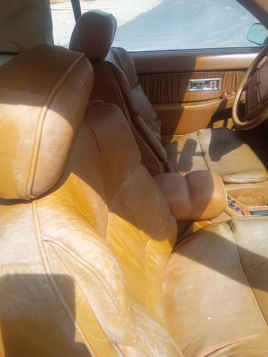 1990 Chrysler TC by Maserati - Image 11 of 11