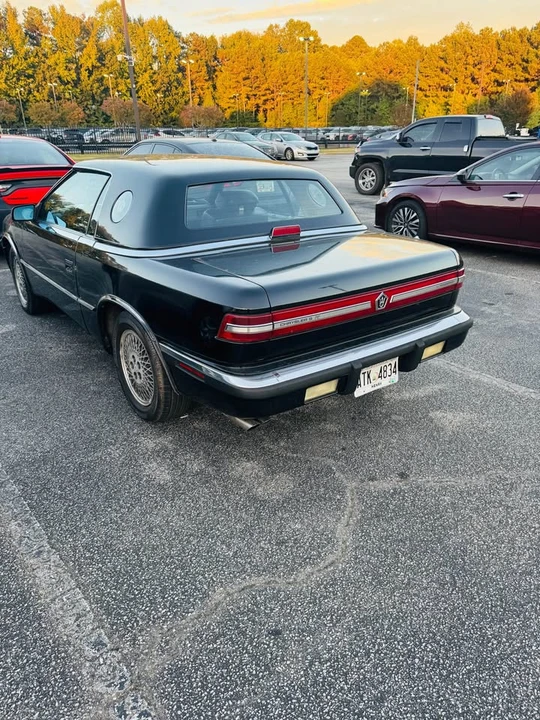 1990 Chrysler TC by Maserati - Image 6 of 8