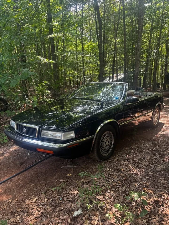 1990 Chrysler TC by Maserati - Image 4 of 7