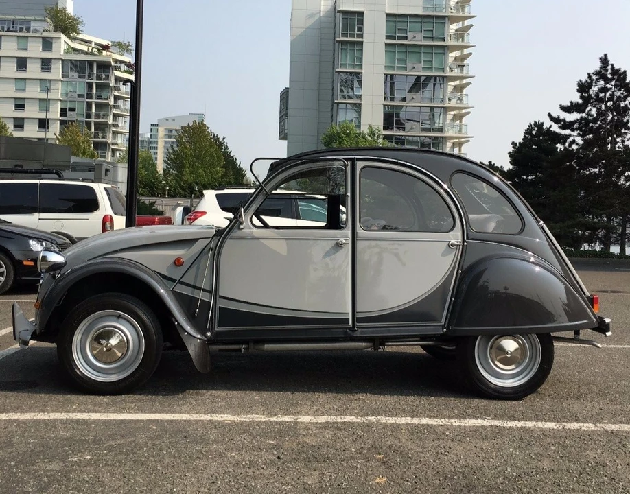 1990 Citroen 2CV - Image 11 of 31