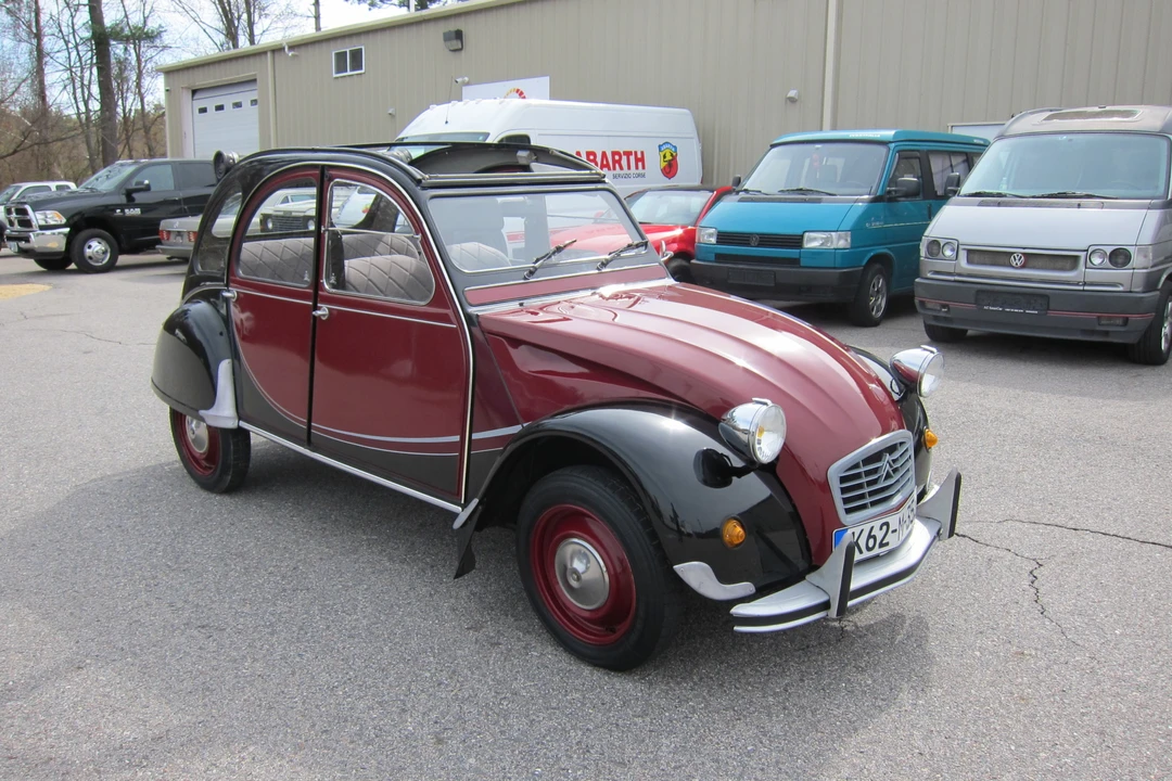 1990 Citroen 2CV - Image 2 of 31