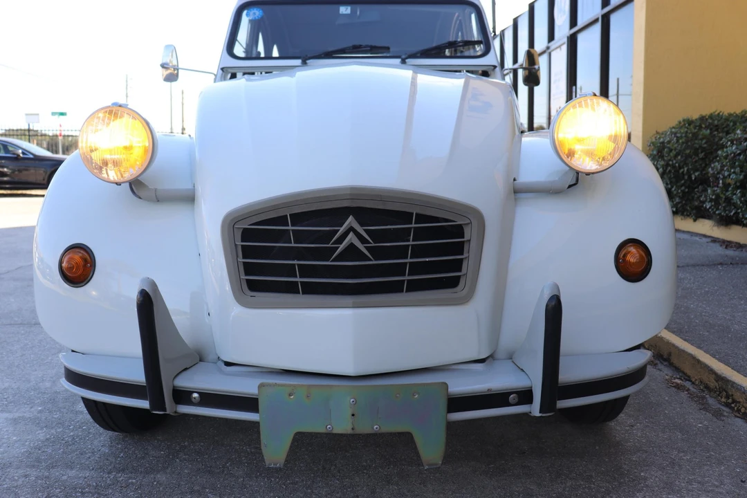 1990 Citroen 2CV - Image 9 of 31
