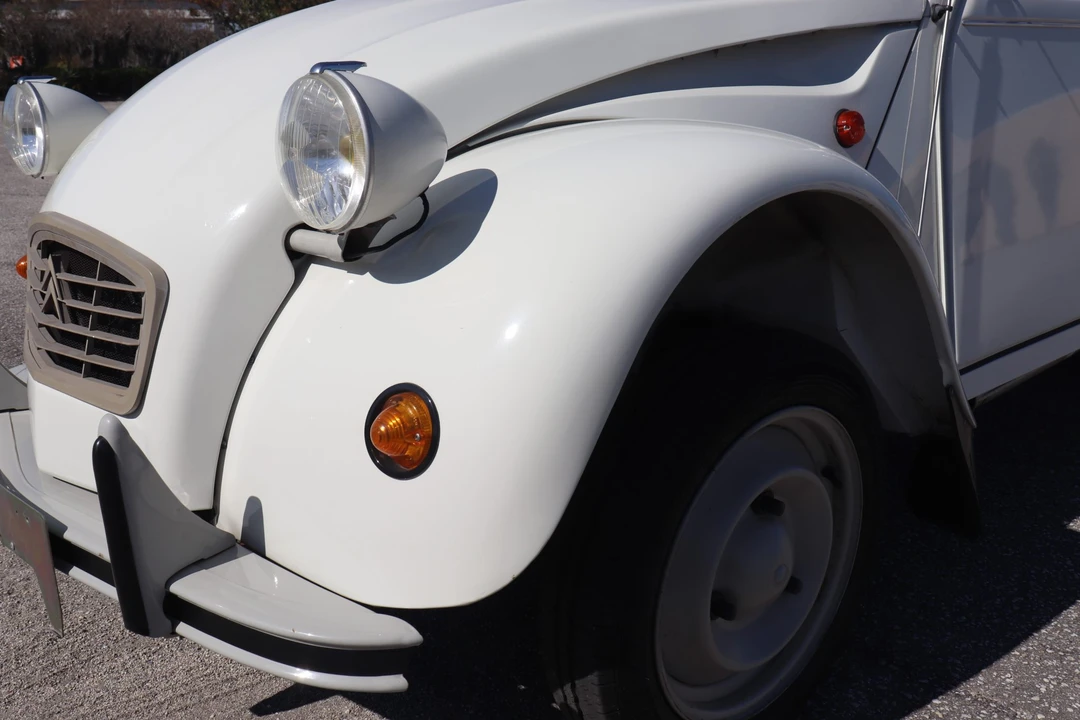 1990 Citroen 2CV - Image 22 of 31