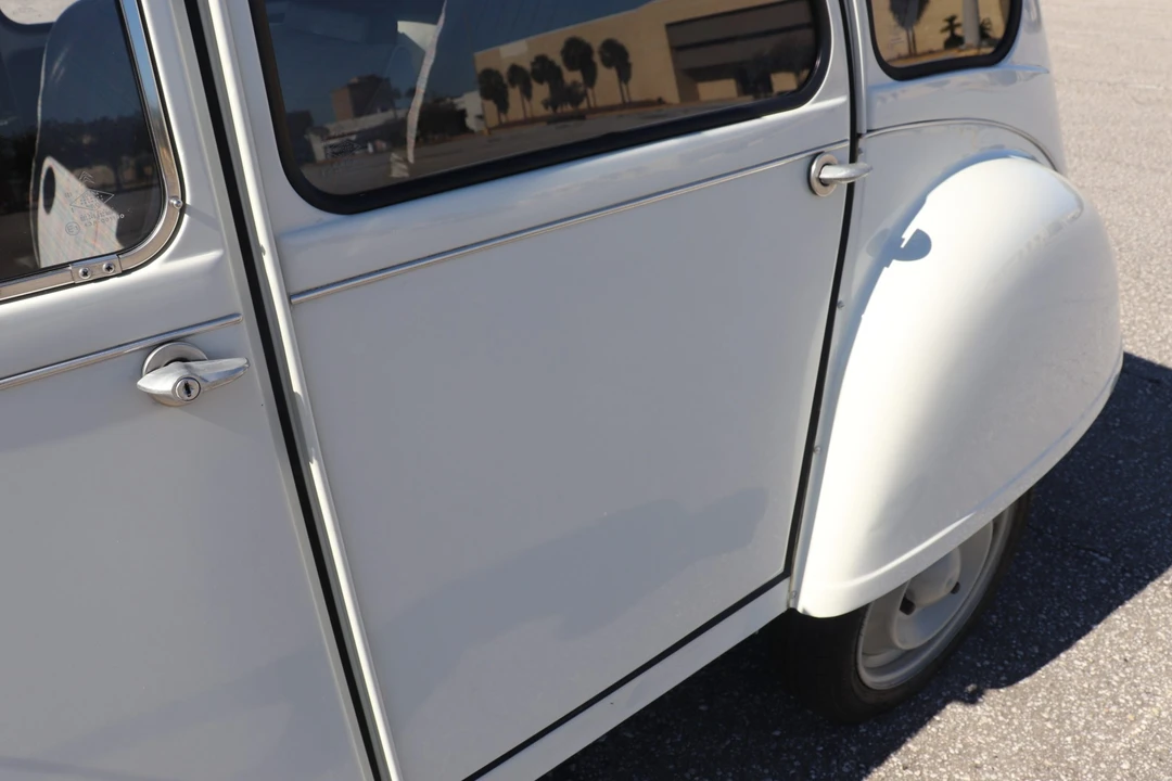 1990 Citroen 2CV - Image 28 of 31