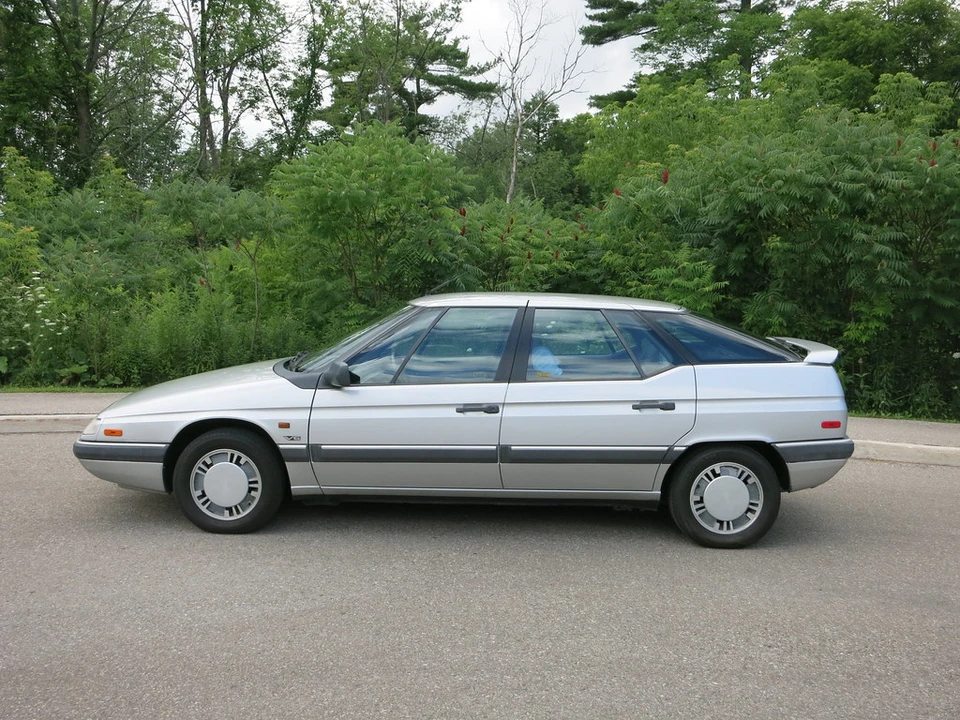 1990 Citroen XM - Image 2 of 31