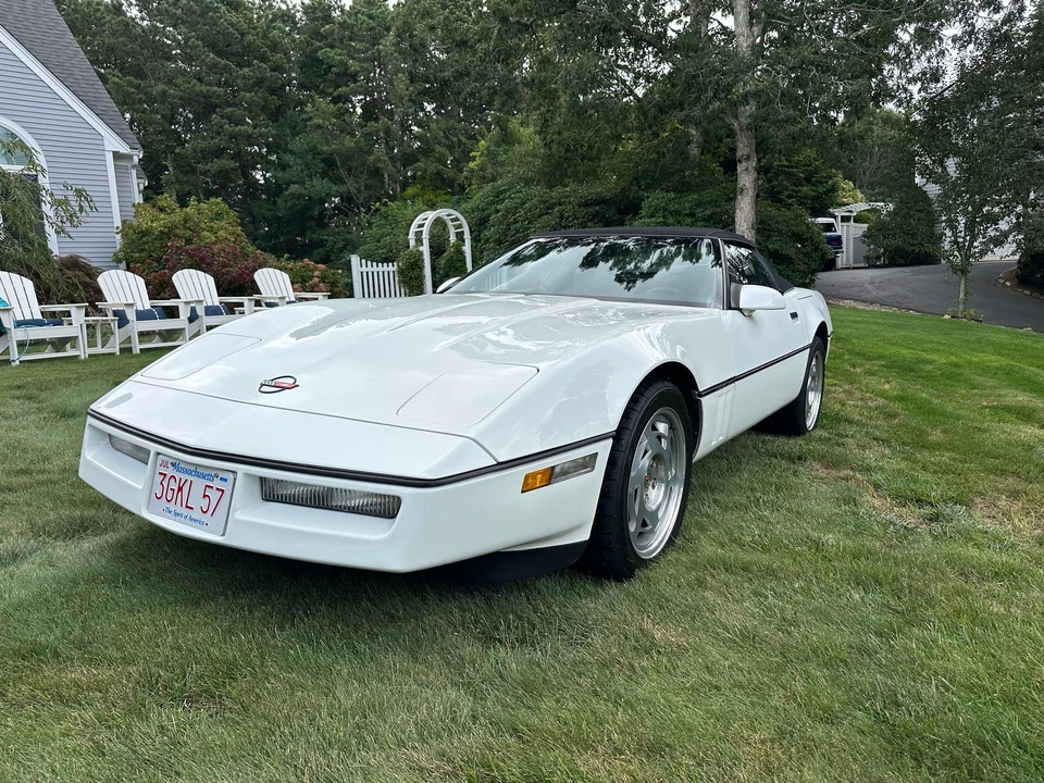 1990 Chevrolet Corvette C4 - Image 1 of 27