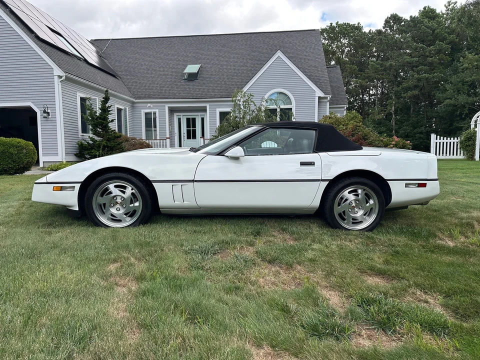 1990 Chevrolet Corvette C4 - Image 2 of 27