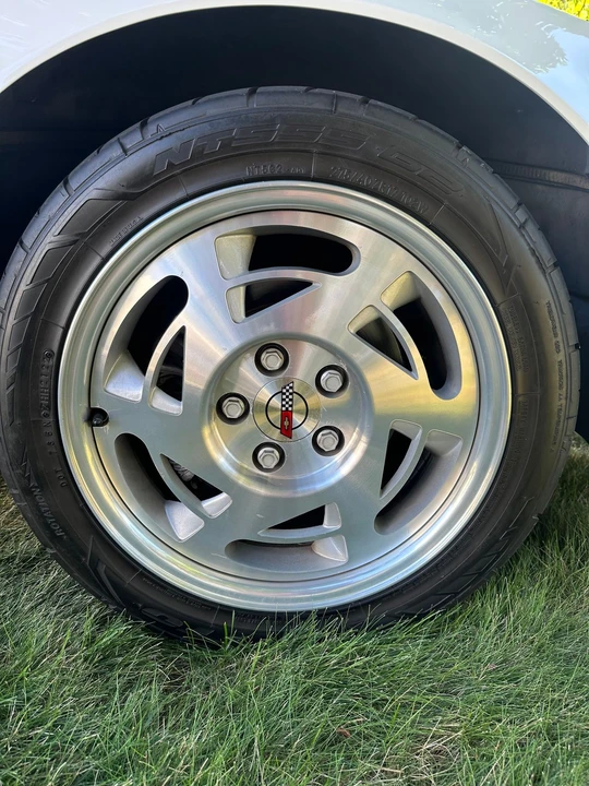 1990 Chevrolet Corvette C4 - Image 15 of 27