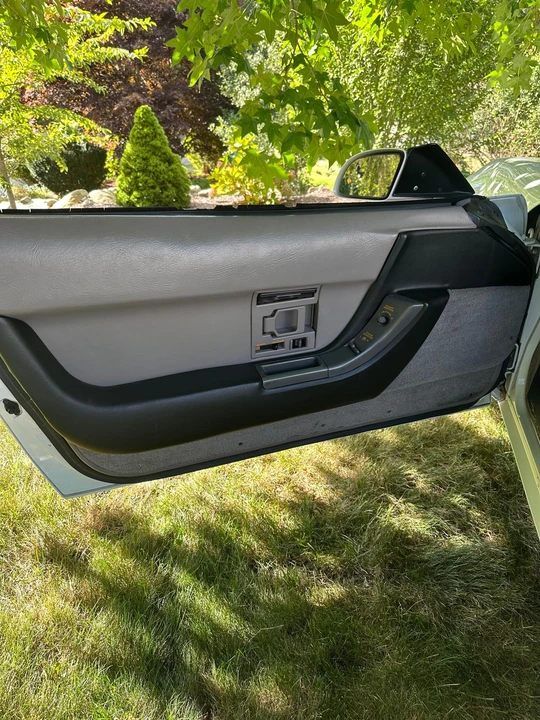 1990 Chevrolet Corvette C4 - Image 22 of 27