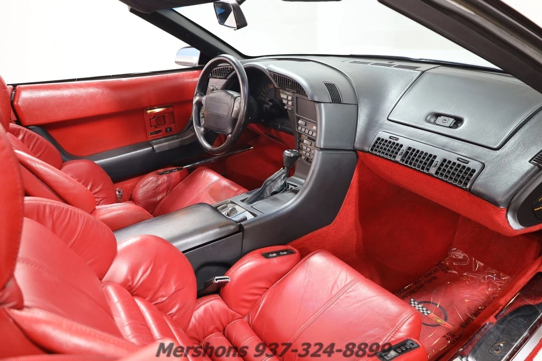 1990 Chevrolet Corvette C4 - Image 15 of 21