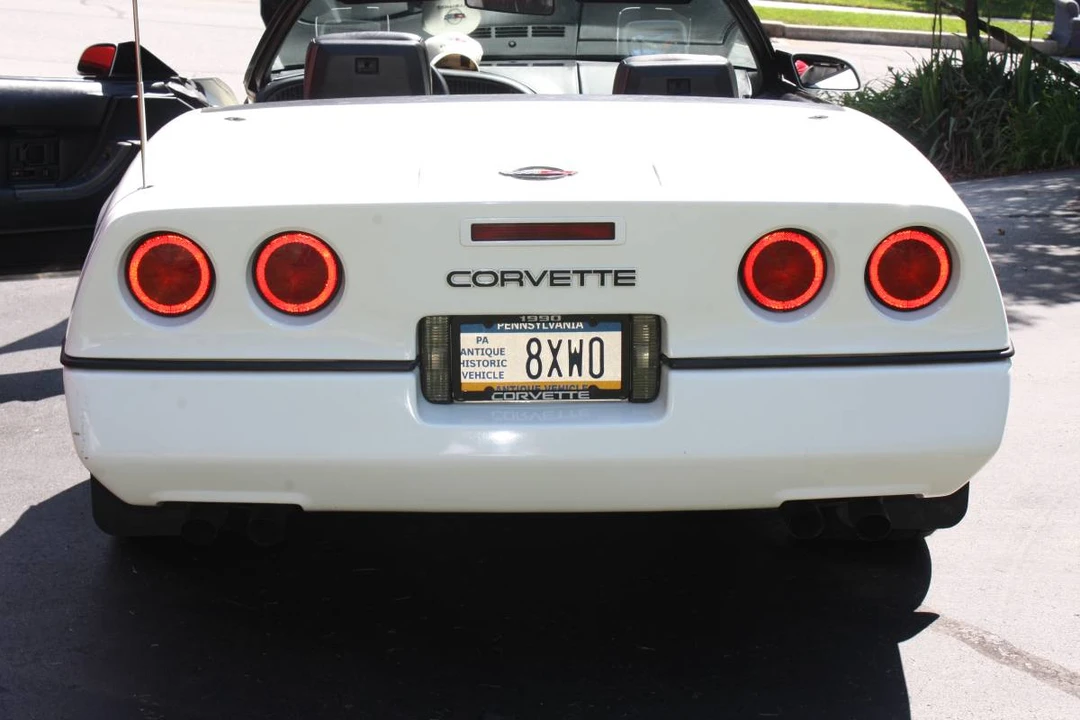 1990 Chevrolet Corvette C4 - Image 3 of 16