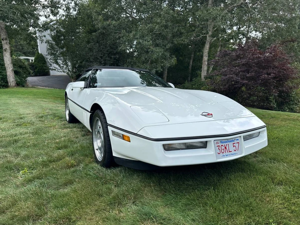 1990 Chevrolet Corvette C4 - Image 3 of 15