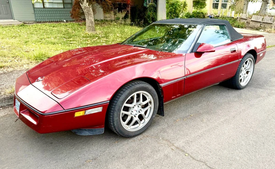 1990 Chevrolet Corvette C4 - Image 16 of 18