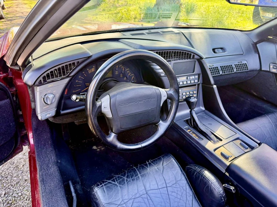 1990 Chevrolet Corvette C4 - Image 9 of 18