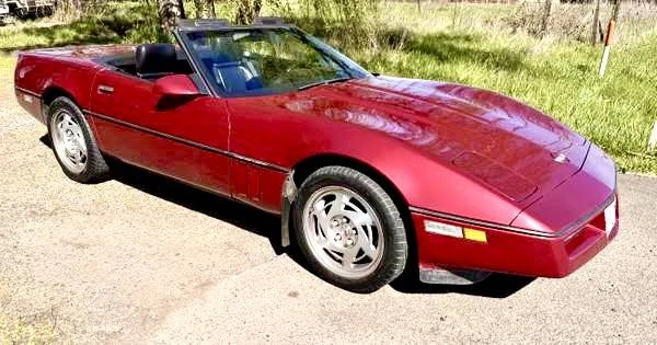 1990 Chevrolet Corvette C4 - Image 17 of 18