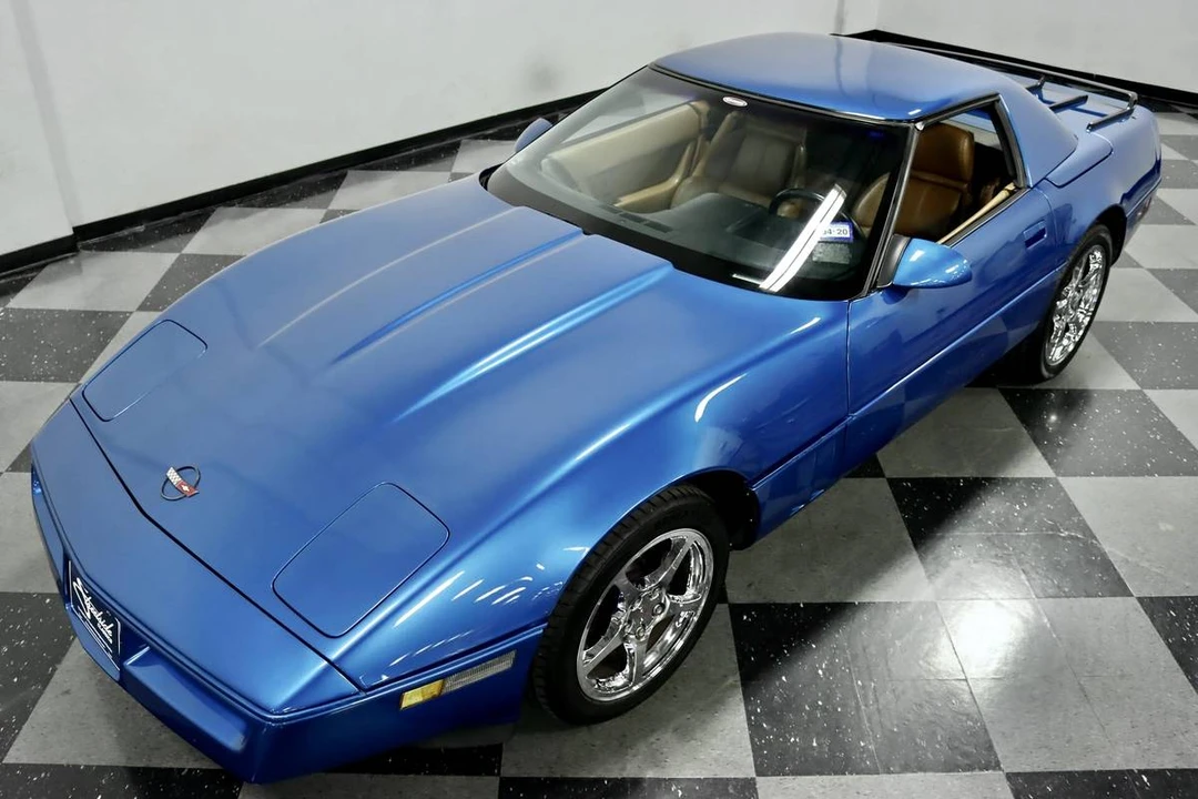 1990 Chevrolet Corvette C4 - Image 3 of 17