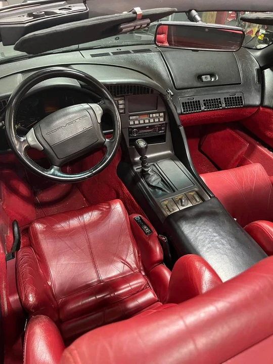 1990 Chevrolet Corvette C4 - Image 10 of 11