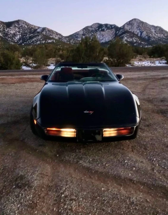 1990 Chevrolet Corvette C4 - Image 2 of 6