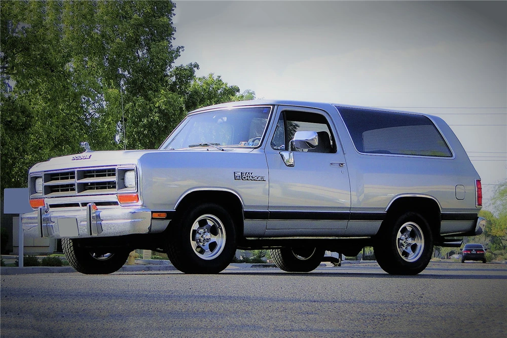 1990 Dodge Ramcharger - Image 2 of 5