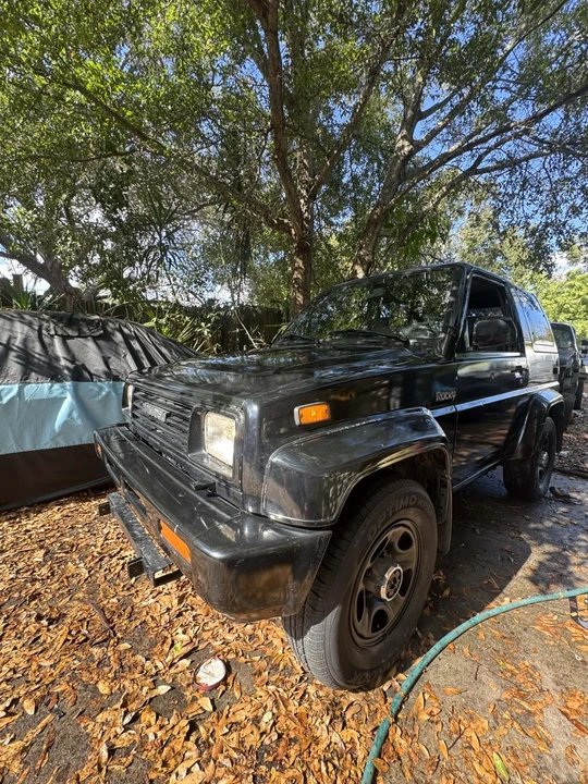 1990 Daihatsu Rocky - Image 2 of 10